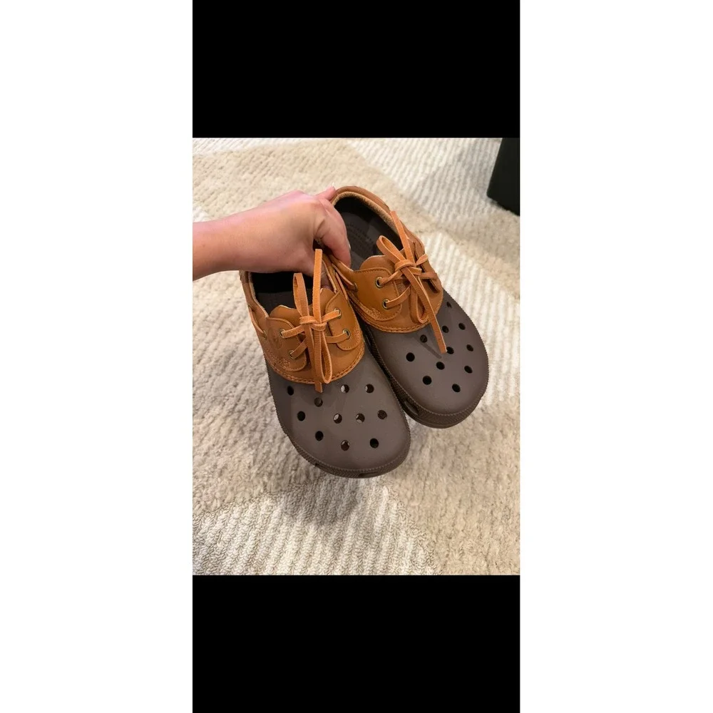 Crocs Beach Line Boat Shoes Mens 9 Brown Tan Nautical Deck Shoes Loafers 14327